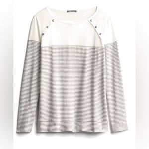 Pink clover Luna detail grey/white brushed knit top